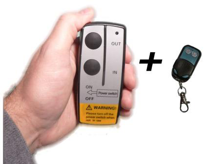 Radiocommande pour contrôler électriquement le bras de chargement du fauteuil roulant manuel ou électrique