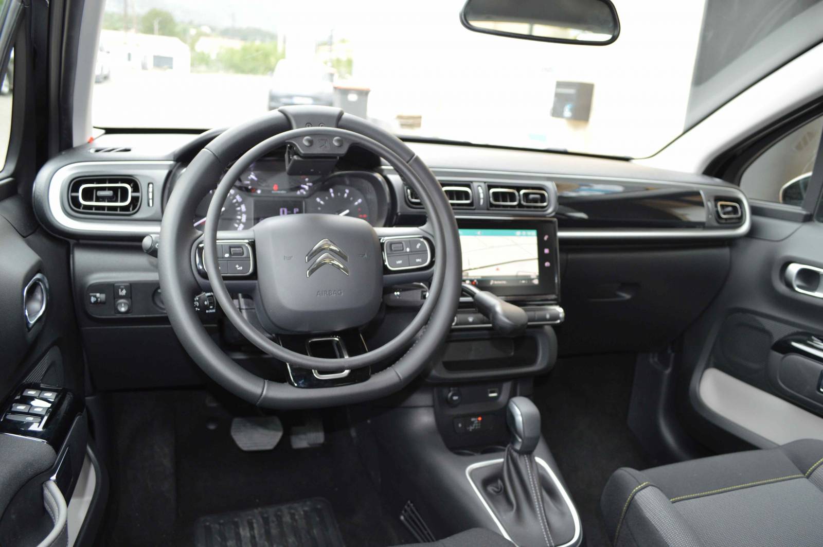 HANDI MOBIL CITROEN C3 TRANSFORMEE HANDICAP MARSEILLE