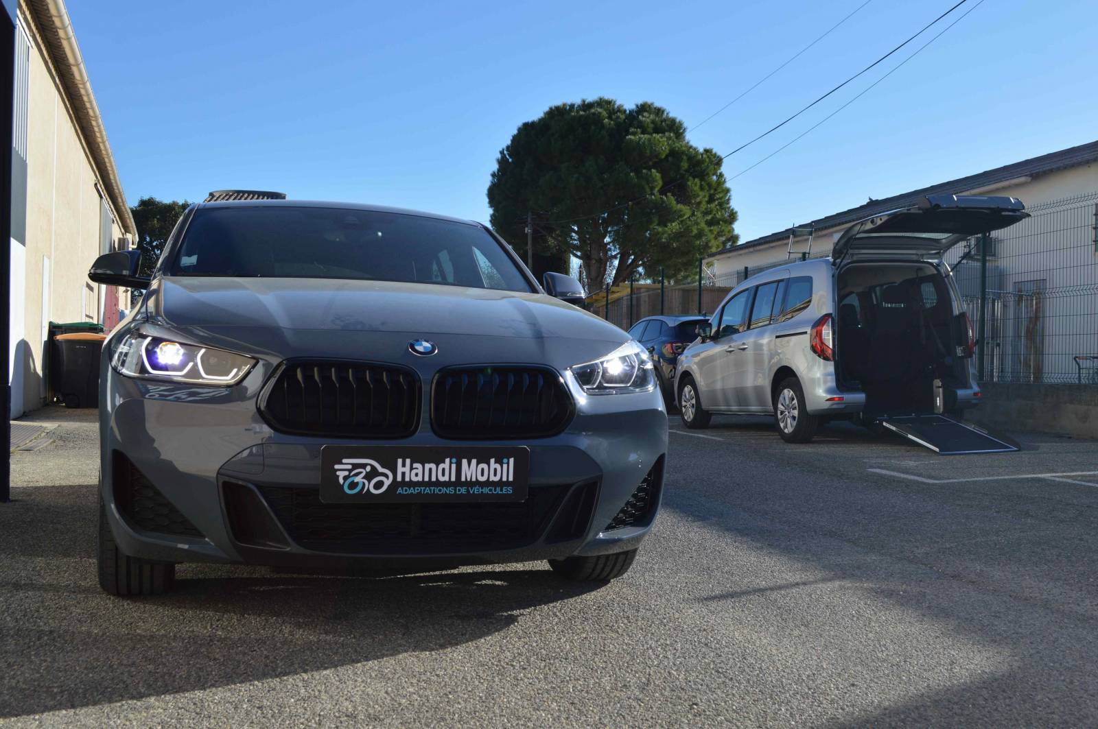 Inversion de pédale accélératrice à gauche électronique sur BMW X2 à Marseille dans les Bouches du Rhône