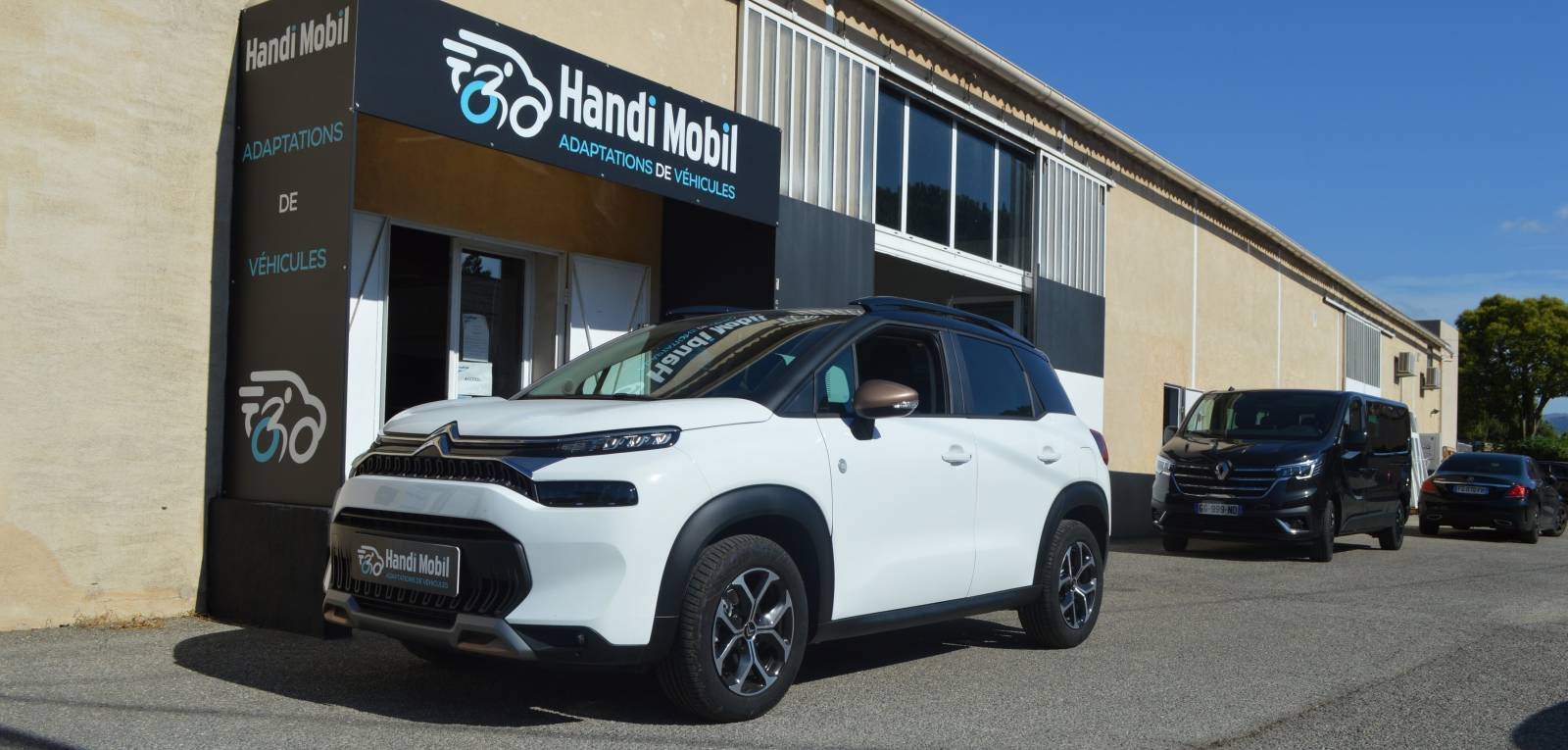 HANDI MOBIL VENTE DE VEHICULES AMENAGES ADAPTES MODIFIES EQUIPES POUR PERSONNES HANDICAPEES MARSEILLE 