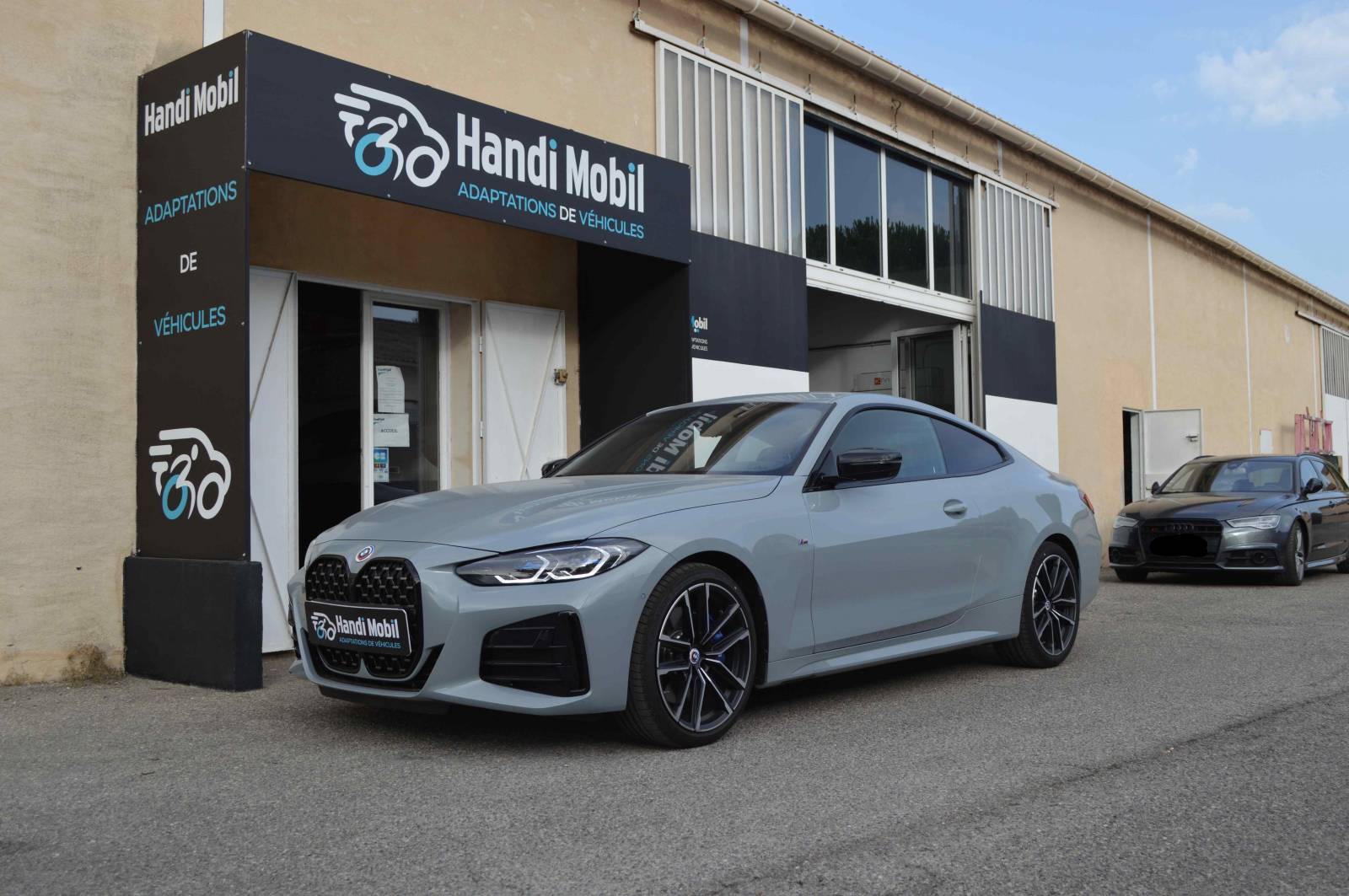 HANDI MOBIL BMW M4 ADAPTEE POUR LA CONDUITE PARAPLEGIQUE MARSEILLE BOUCHES DU RHONE