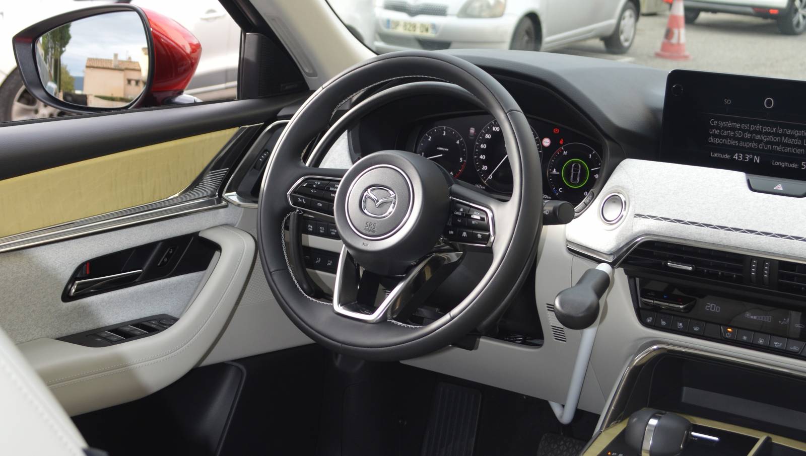 HANDI MOBIL  CERCLE ACCELERATEUR AU VOANT ET FREIN SUR MAZDA CX60