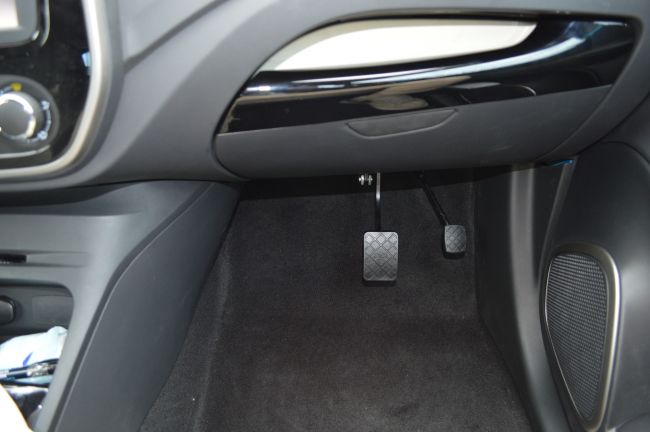 aménagement de véhicule école doubles commande adaptation auto école permis de conduire Citroen C3 C4 Peugeot 208