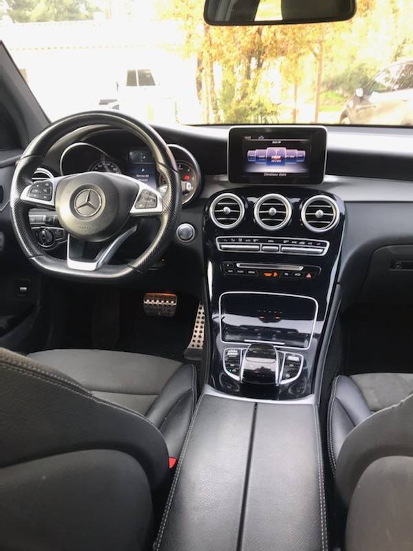 MERCEDES ADAPTE HANDICAPE