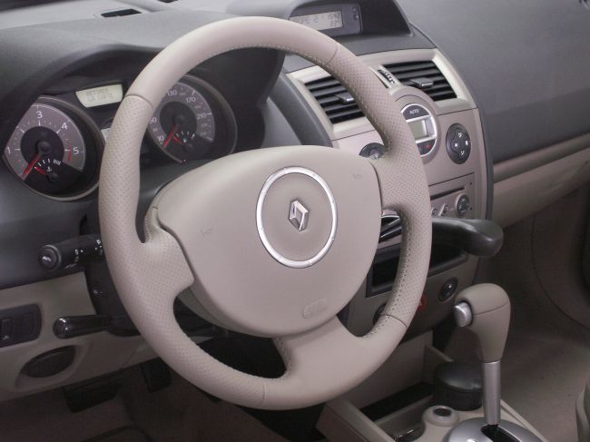 Manette accélérateur électronique volant renault scenic